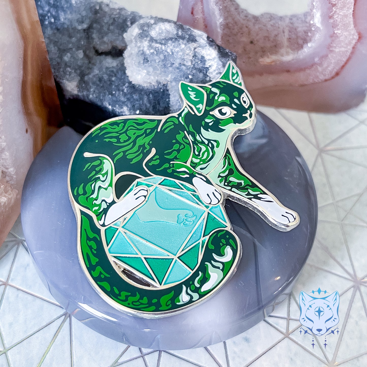 Emerald Cat - May Birthstone Pin