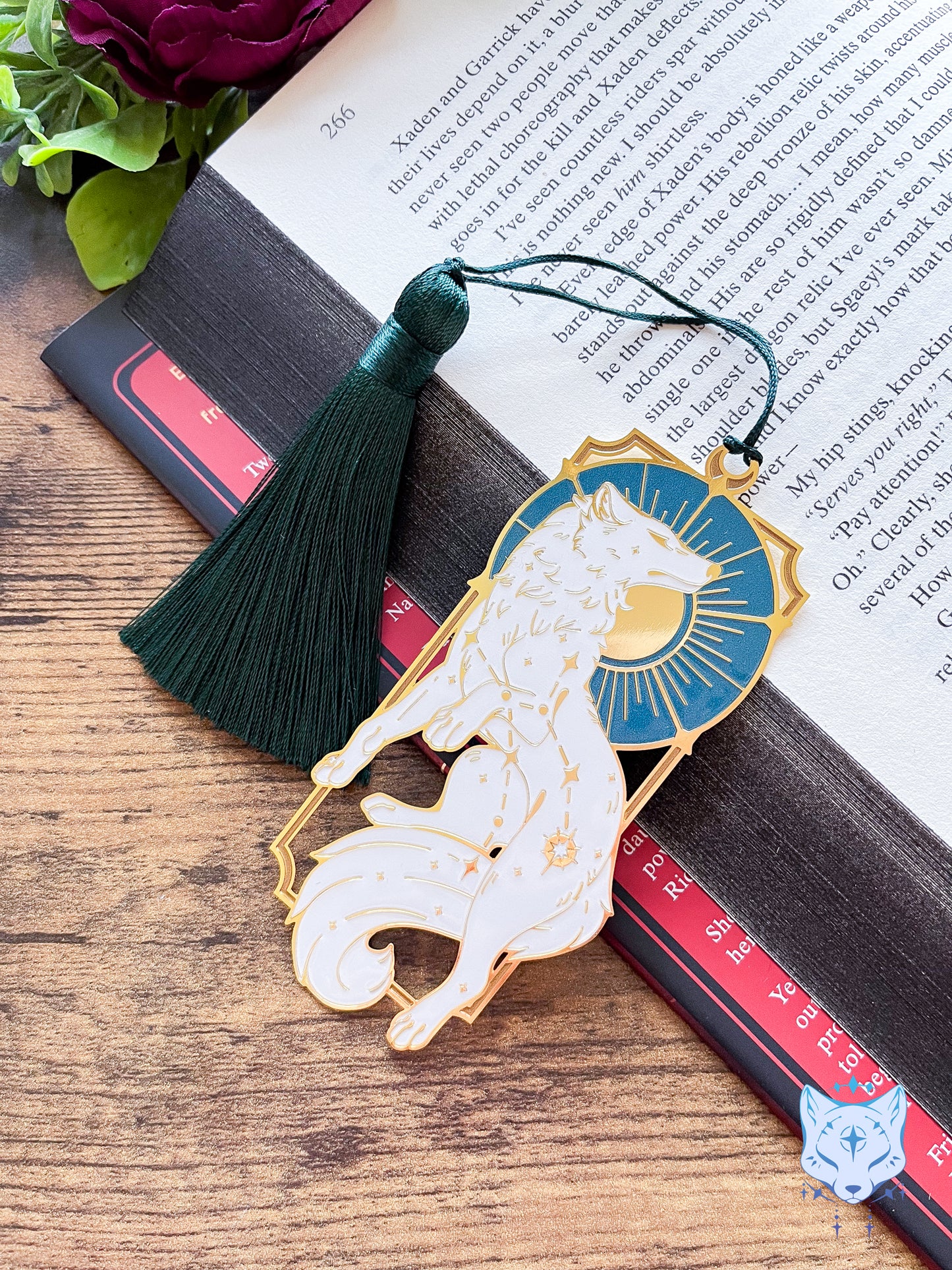 Lupus Bookmark | White