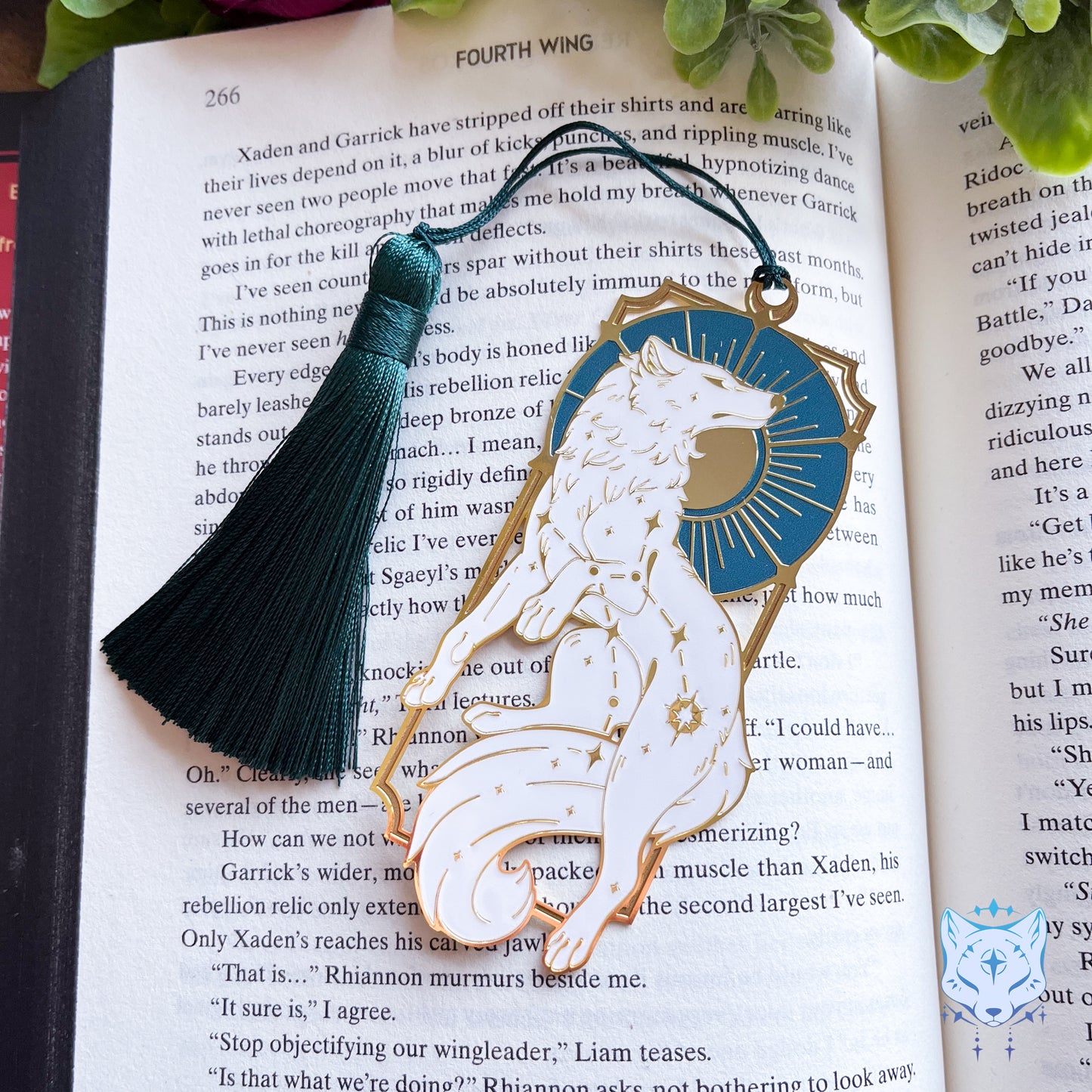 Lupus Bookmark | White