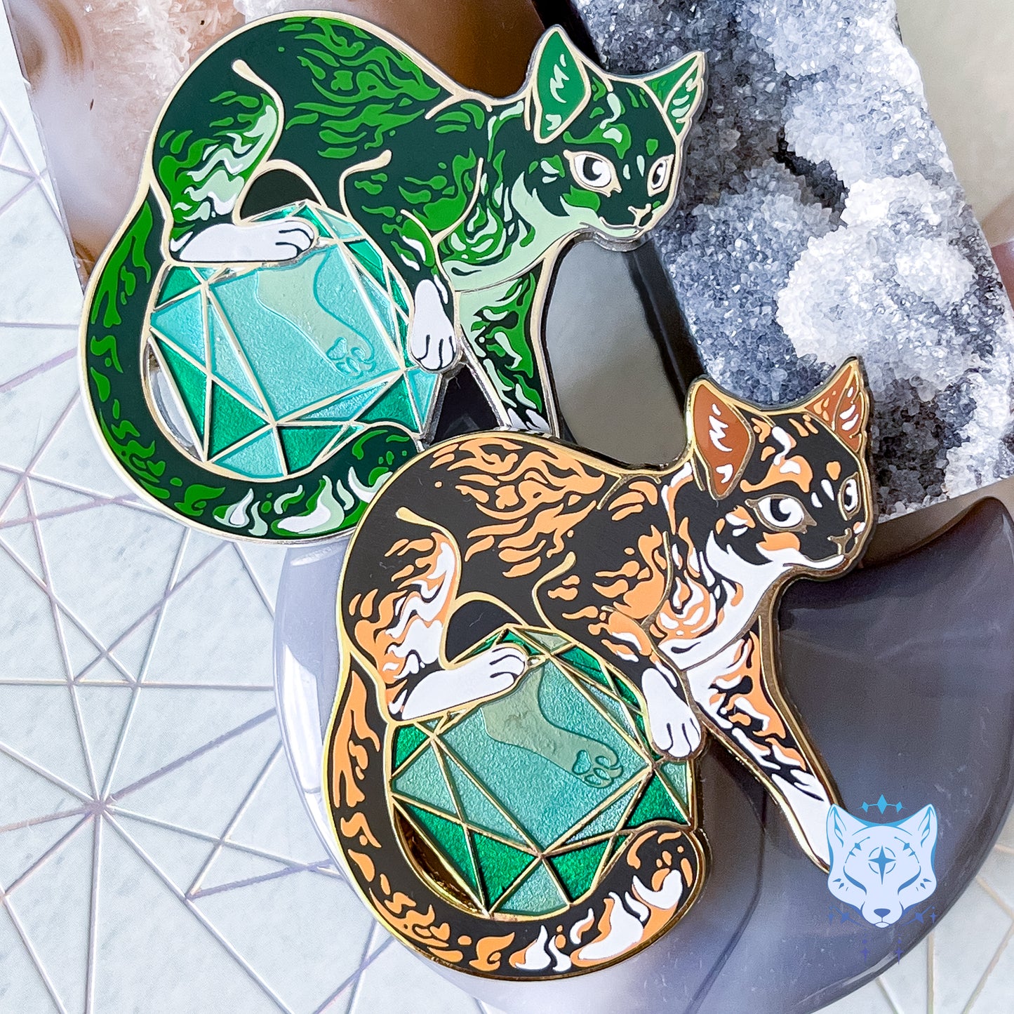 Emerald Cat - May Birthstone Pin [LE EDITION]