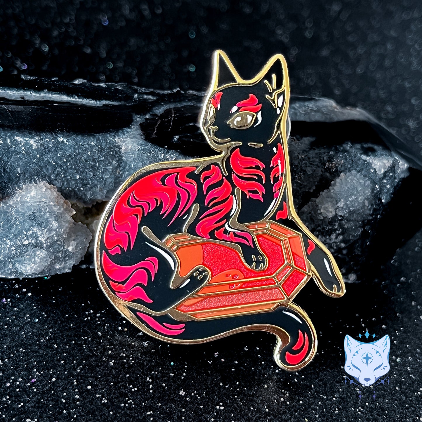 Garnet - January Gemstone Pin